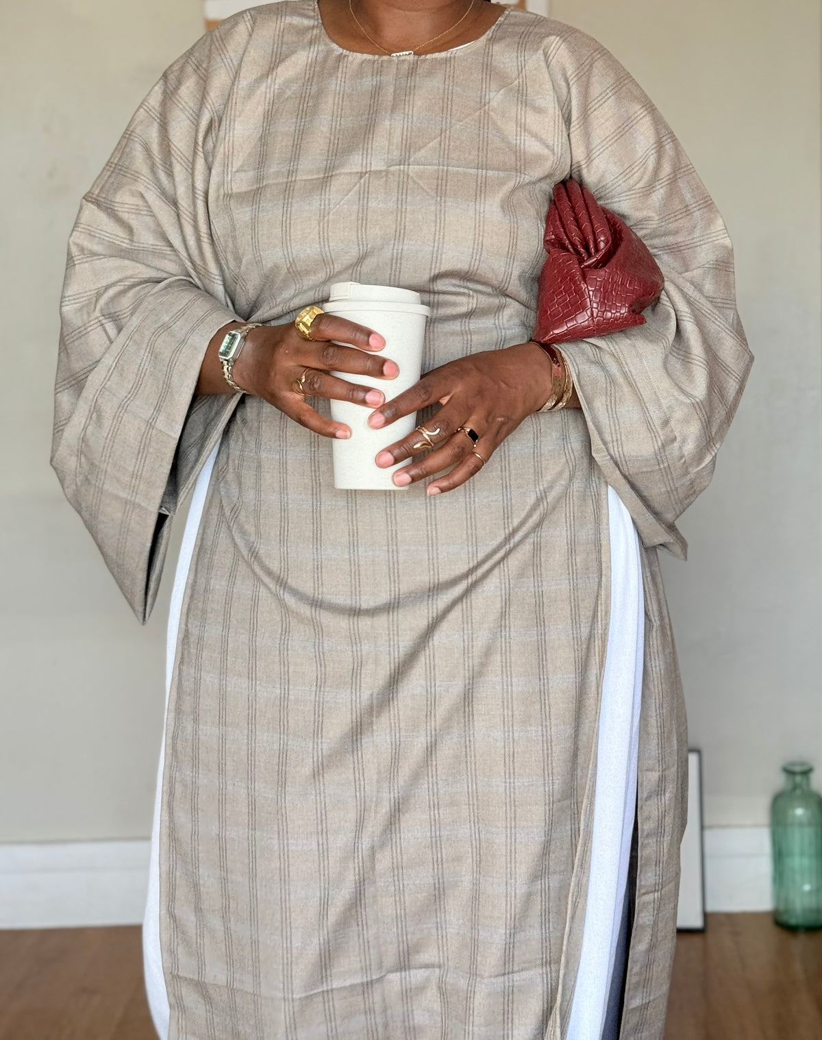 TAHYRSHI BEIGE