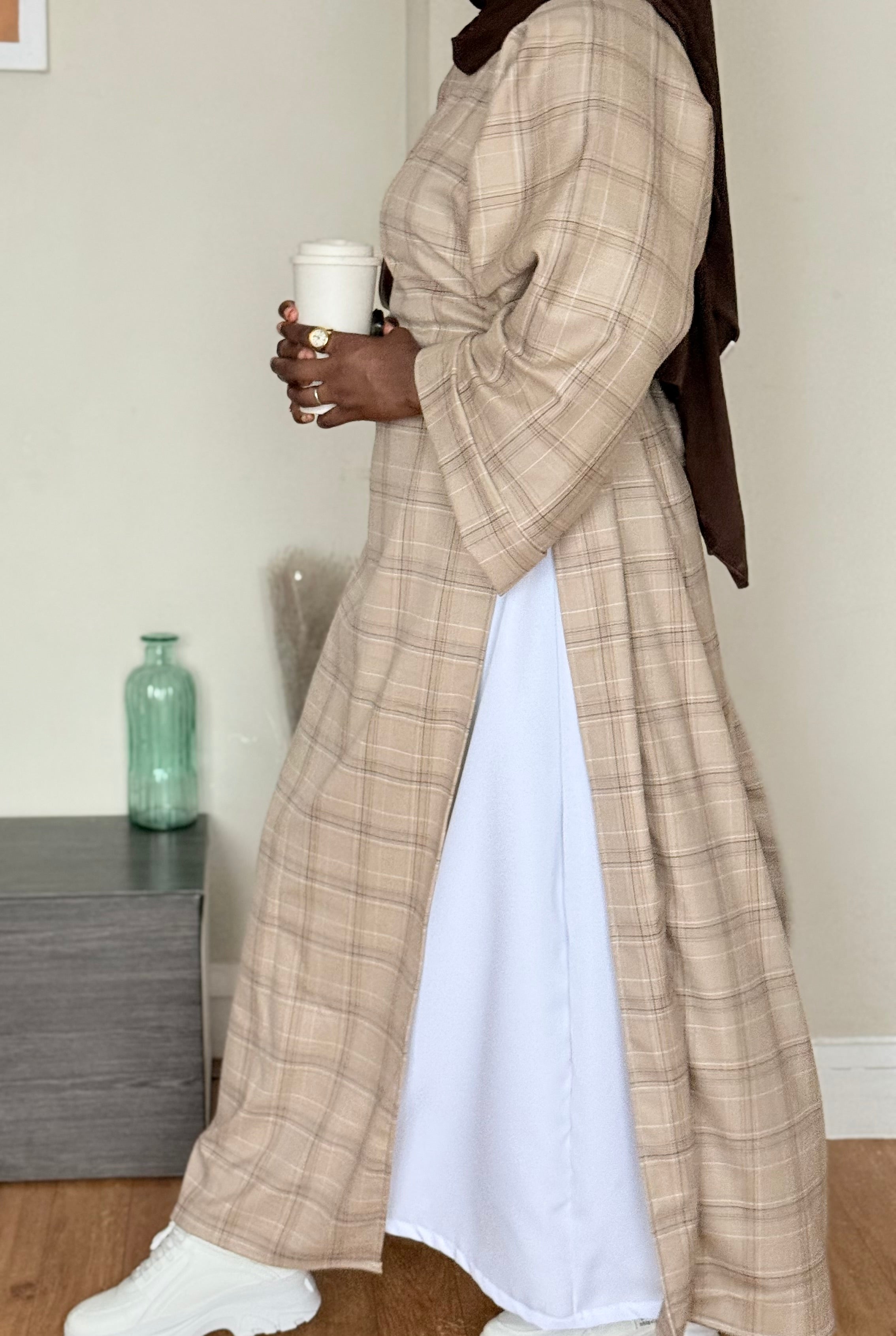 TAHYRSHI BEIGE